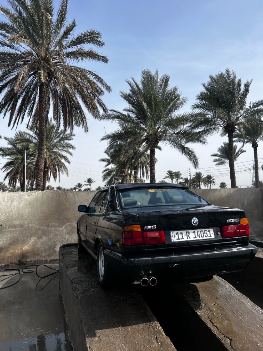 BMW
السلام عليكم للبيع بي ام حجم 535 مديل 90  رقم بغداد نكليزي سياره نظيفه سلايت كهربائي صبغ جماليه  صدر نضيف   داخل وخارج تبريد خير من الله  گير ومكينه  اكسن خير من الله 3.5 مفتوح  شلعه ومعدل سياره ما ناقصها شي  المكان بغداد _ابوغريب (***********)