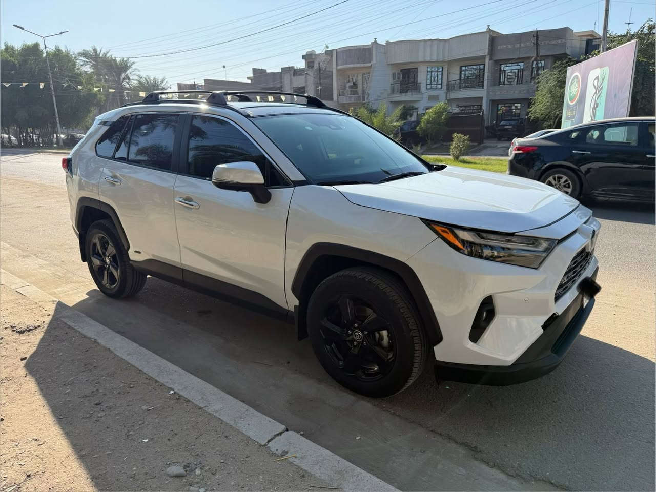 للبيع راف فور هايبرد لمتد(فول مواصفات)وارد أمريكي
الضرر مرفق بالصور
موديل ٢٠٢٤
لون ابيض صدفي
ايرباك بردة فقط
ماشية ١٤ الف ميل قابل للزيادة
المواصفات
رادارات وحساسات امامي وخلفي
بانوراما
نظام صوت JBL
٥ كاميرات(تصوير السيارة ٣٦٠درجة)
تشغيل عن بعد
ترحيب
دخول ذكي
شاشة كبيرة
كشنات جلد
الجنطة الخلفية كهرباء(تفتح بالقدم)
تدفئة وتبريد بالكشنات
تدفئة كشنات خلفية والستيرن
كاميره بالمرايه الخلفية
كشافات امامية
داخل جلد
وهواي مواصفات بعد
سعة المحرك ٢٥٠٠ هايبرد

رقم بغداد باسمي
العنوان بغداد/ الغزالية
السعر ٢٣٨$ 
للاستفسار اتصل ***********
