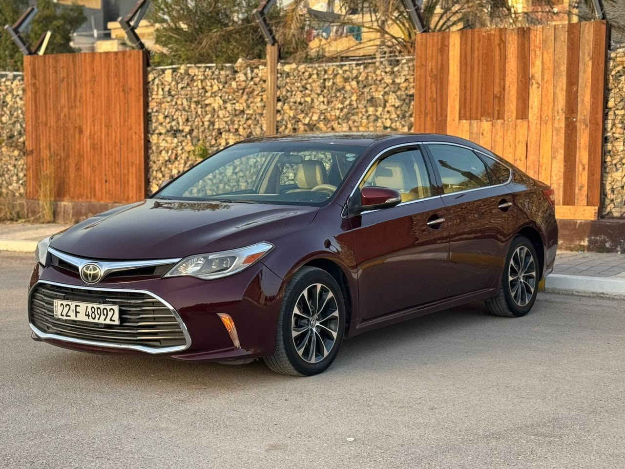 افلون 2016 XLE للبيع 
وارد امريكي صور الحادث داخل المنشور بجم كبس جاملغ وباب صبغ فقط بدون دواخل كير مكينه صدر مكفول 
محرك 6 سلندر 3500 ماشيه 78 الف 
مواصفات معروفه فول عدا الفتحه 
رقم اربيل باسمي تحويل او وكاله بشرط 
مكاني بغداد 
السعر :- 160 
للاستفسار :- ***********
