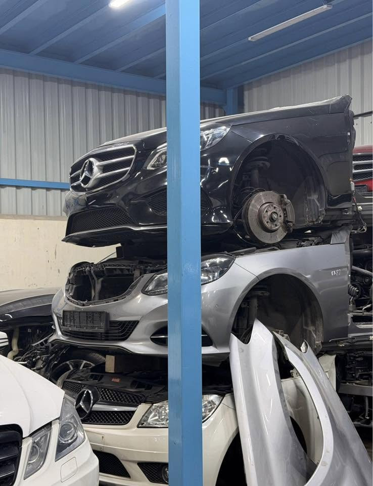 Disponible piece et accessoires Mercedes bmw Audi 

Germany D’origine ✅

Contactez nous 📞

Livraison 🚚✈️ disponible


**إذا كنت صاحب هذا الإعلان وتريد حذفه لأي سبب، رجاءا أرسل رسالة إلى الدعم الفني**