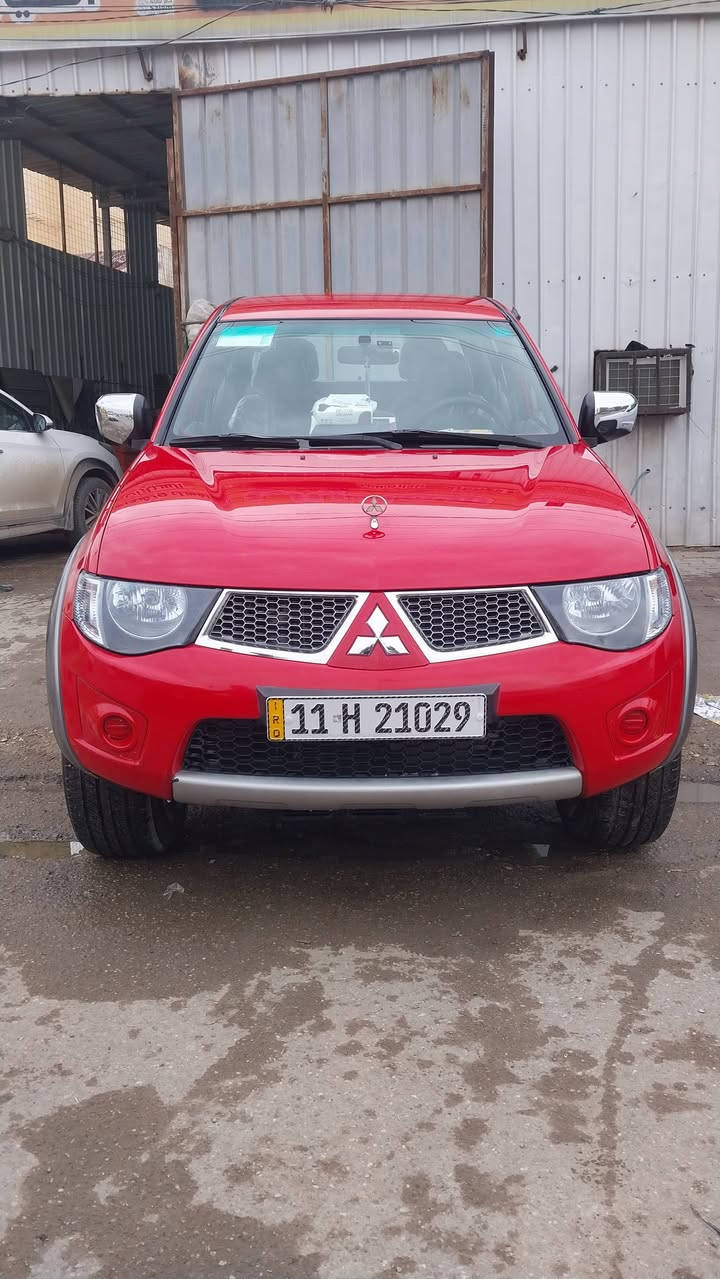 مسيبوشي 2015 فورويل اوتماتيك ٦سلندر كفالة من الصبغ والتبديل والحادث سنوية ورقم وهزة جديد كله بغداد الدولي باسمي  برغي ممفتوح بيها ع الشركة بدون نقص📍📍كهربائيات كلها شغالة صدر امامي خلفي جديد تبريد تدفئة شغال باتري جديد جاهزة من كلشي وعليها اضافات الف ماتصرفلها باسمي مال جناي سعر ١٧٣
#تحويل_مباشر 
#العنوان_ديالى_بعقوبة 
للاستفسار للشراي ☎️📞
***********
