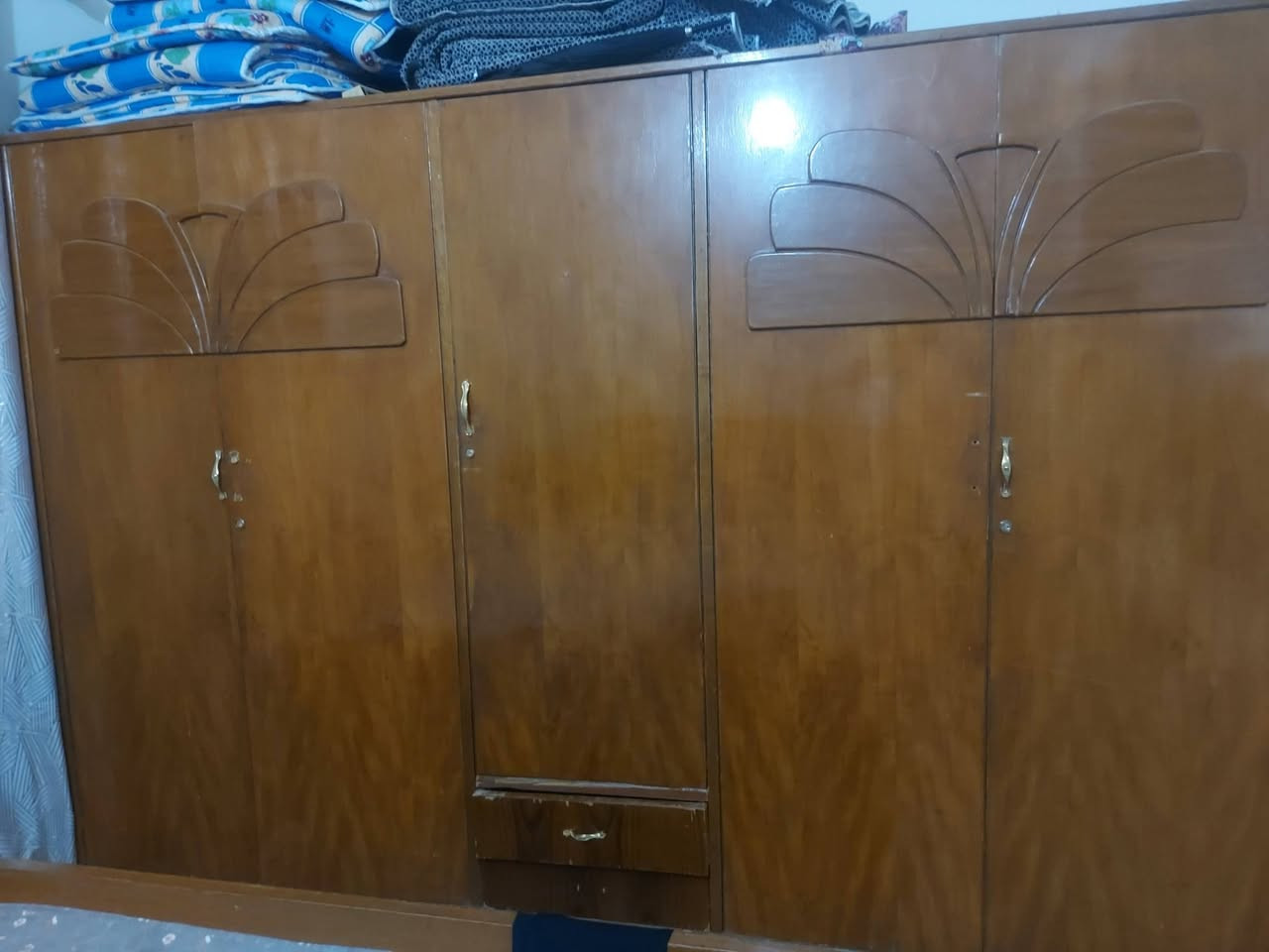 للبيع ٤٠٠ وبيها مجال العنوان حي المعلمين


**إذا كنت صاحب هذا الإعلان وتريد حذفه لأي سبب، رجاءا أرسل رسالة إلى الدعم الفني**