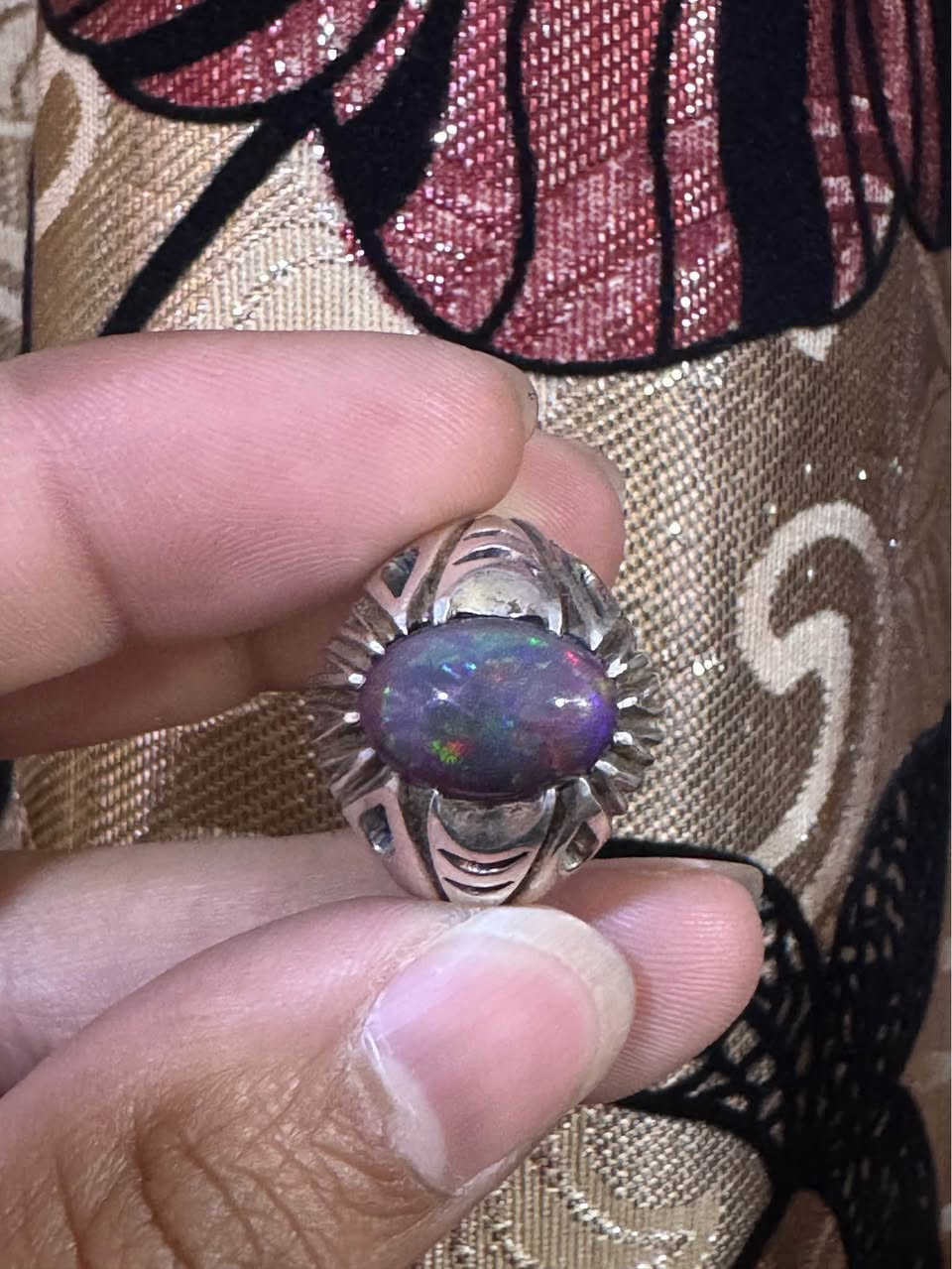 اللهم صل على محمد وال محمد 
خاتم اوبال اثيوبي فاير عالي
قطعه في منتهى الروعه والجمال
مصاغ يدوي فضه عيار 925
مقاسها يلبس 20/21
يوجد توصيل جميع المحافضات البصرة, العراق


**إذا كنت صاحب هذا الإعلان وتريد حذفه لأي سبب، رجاءا أرسل رسالة إلى الدعم الفني**