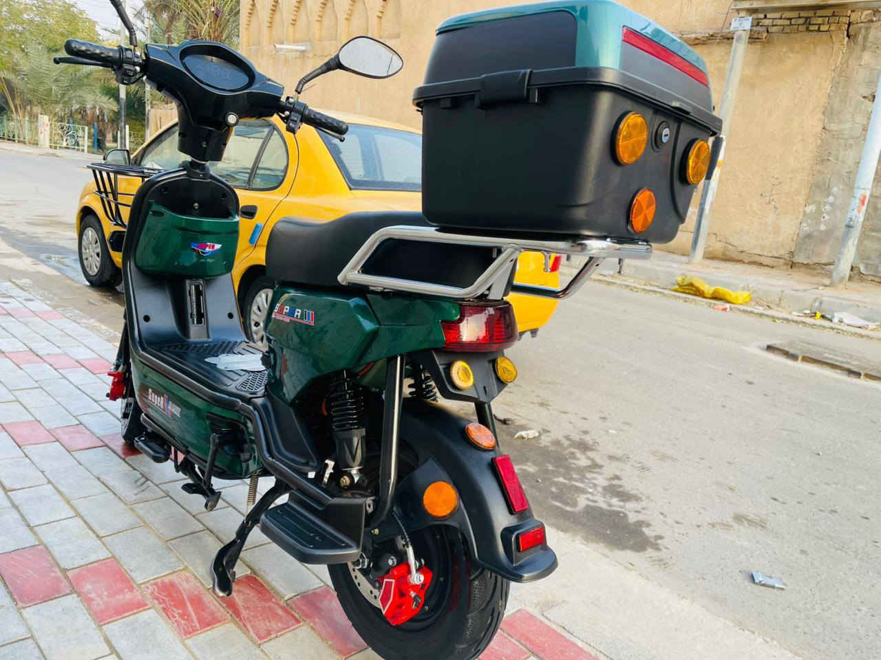 السلام عليكم 
للبيع دراجه شحن 5بطاريات كفائه جدا ممتازه وبحالة الوكاله 
استخدام اقل من شهر وكلشي شغال وممتاز
4سرعات لايت قوي بريكات دسكات خلفي وامامي مكاني كربلاء حي العسكري الطاقه
السعر 475 الف
للاستفسار خاص او اتصل افضل *********** كربلاء, العراق
