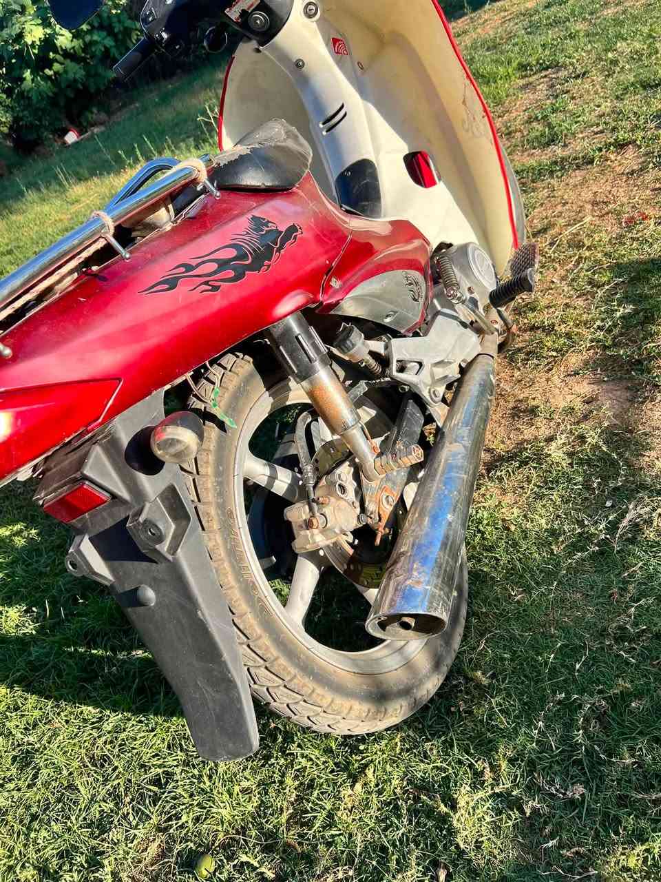 السلام عليكم ماطور سرفيز كله بلادي شرط ع فحص محرك ما محطوط برقي عليه السعر 750 واتصل ودلل *********** وين ما يعجبك تفحصه
