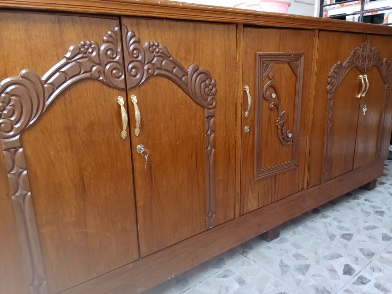 مناميه جديده وخشبها ثقيل بشكل سعرها 160 وبيها مجال للشراي


**إذا كنت صاحب هذا الإعلان وتريد حذفه لأي سبب، رجاءا أرسل رسالة إلى الدعم الفني**