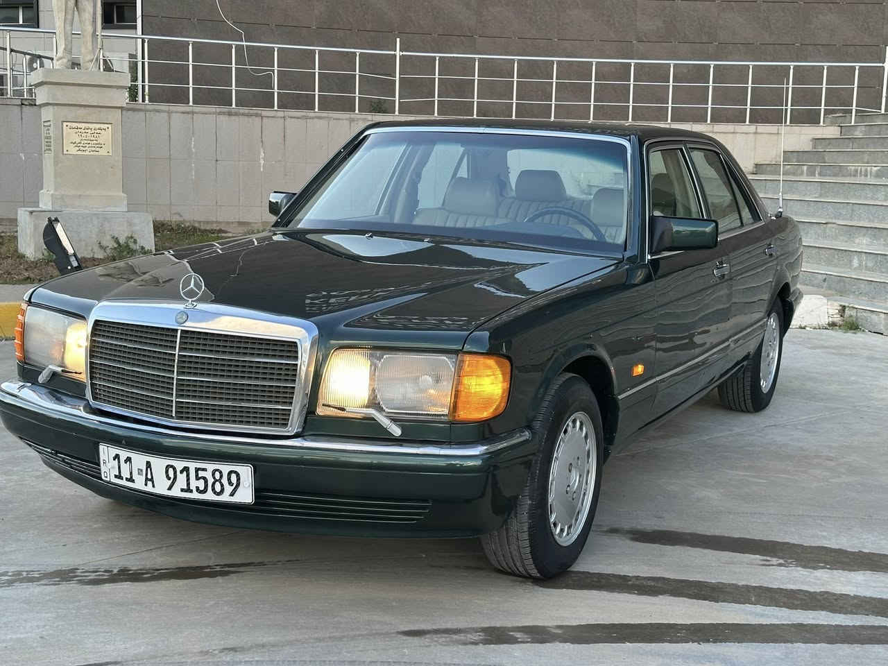 مارسيدس رئاسي باب قصير موديل89 كير و محرك بطه رقم بغداد مشروع وطني سنويه جديد لحد2029بسمي صبغ عام للجمالي بدون ضرر بدون خياس تبريد دواخله ملكي جديد بلادي سعر73$شويه بي مجال***********/*********** مكان سياره كركوك
