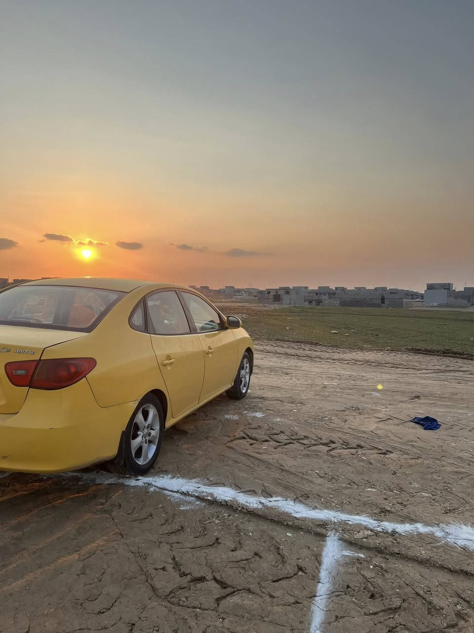 سلام عليكم النترا ٢٠٠٨رقم ديالى بسمي تحويل بل موصل 
محرك ١٦شرط كير شرط طخم وره كدام جديد دوشمه جديده
باتري تخم تاير كلو جديد ضرر بيها طخه بل مصاطر الكداد 
بدون شاصي بدون قاعده دبل شرط بس المصاطر السعر ٨٢هاذا رقمي بي واتساب ***********////***********
