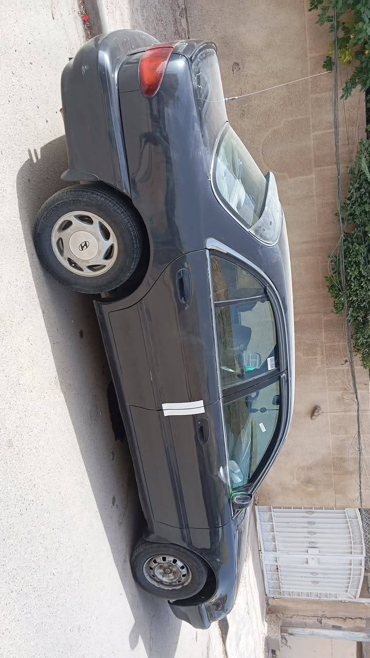 سلام عليكم سوناتا تو 93 كير اوتو
المكان بغداد حي العامل
السعر 43
الرقم 
***********
