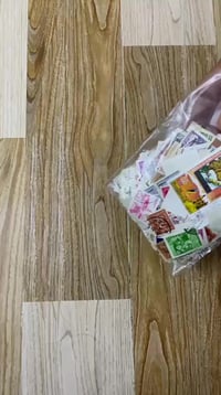 ١٠٠٠ طابع • ٢ كارت طوابع • مجموعة