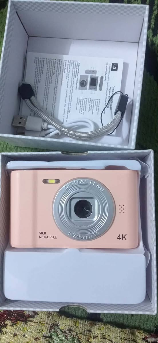 كامره للبيع مستخدمه ساعه  المراسله الصفحه الاتصال عل رقم ***********
