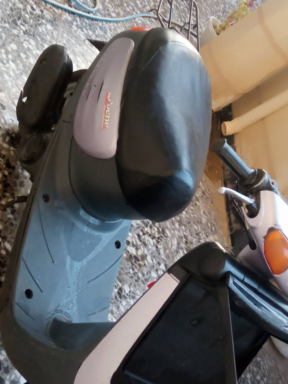 يا الله منغولي ٢٠٠٣ كفاله عامه برغي مامفتوح بيه نكره سلف الدراجه صار مصار هواي من طالعه من الحاويه الدراجه نضيفه حيل برغي مامفتوح بيه للتواصل واتساب فقط غير متواجد على الخط ***********
