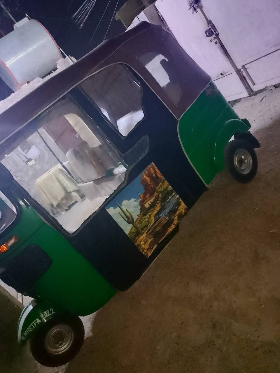 مديل 22 شهر 11 رقم بغداد نكيلزي مكفوله من تفيلس بيها ضربه يم بك لايت كد شبر موضحه بصوره قفل 8400


**إذا كنت صاحب هذا الإعلان وتريد حذفه لأي سبب، رجاءا أرسل رسالة إلى الدعم الفني**