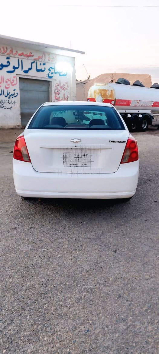 أوبتره 2004
سيارة كلين بدون حادث . بيها ملاحظات بالبارد 
محرك مامفتوح وكير شرط 
ماشيها 250 km
سيارة بأسمي رقم نينوى الماني 
***********
