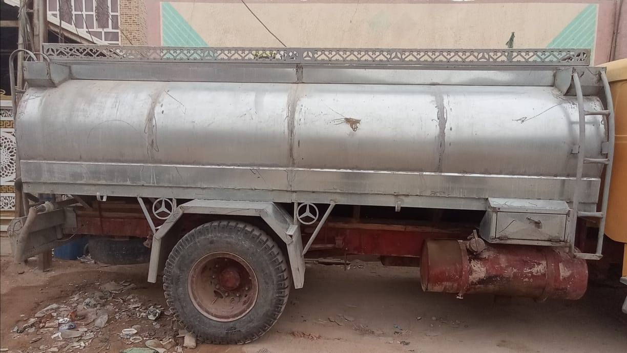 تانكي ابردين البيع حديد ابيض
طول 5 متار 

لا استفسار على هاذه الرقم ***********
