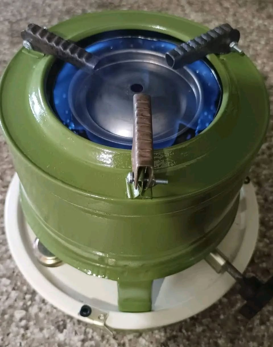 الف رحمه علئ روح امه وابوه الي يعلقلي مصدر رزقي الوحيد 
جوله نفظيه  متوفره الان 
للطلب مراسله الصفحه او الاتصال علئ الرقم /***********
تتوفر خدمه توصيل للجميع المحافظات🚚
