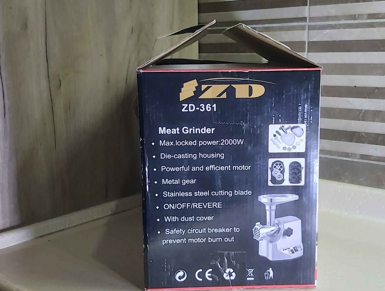 مثرامة لحم جديدة غير مستعملة ١٣٠الف
عصارة جزر وخضروات ورمان مستعملة ٣ مرات٦٥ الف
غسالة صحون منضدية مستعملة ٤ مرات
١٧٥ الف أربيل, العراق


**إذا كنت صاحب هذا الإعلان وتريد حذفه لأي سبب، رجاءا أرسل رسالة إلى الدعم الفني**