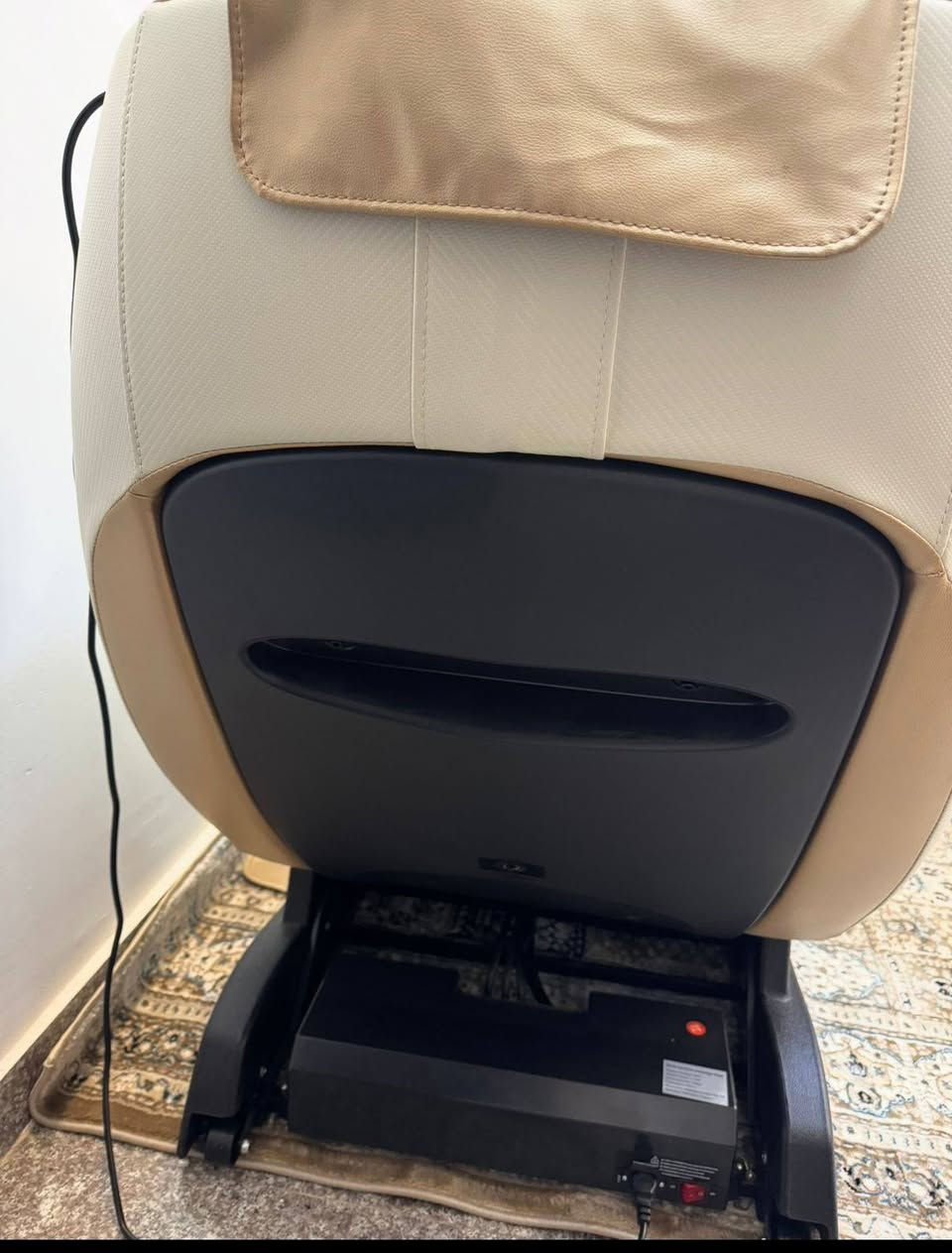 كرسي تدليك النظافة 98% مستعمل شي بسيط وقليل جدا،سعر الجديد 8.5$ رايد ابيعة ب6 ورقات ***********
