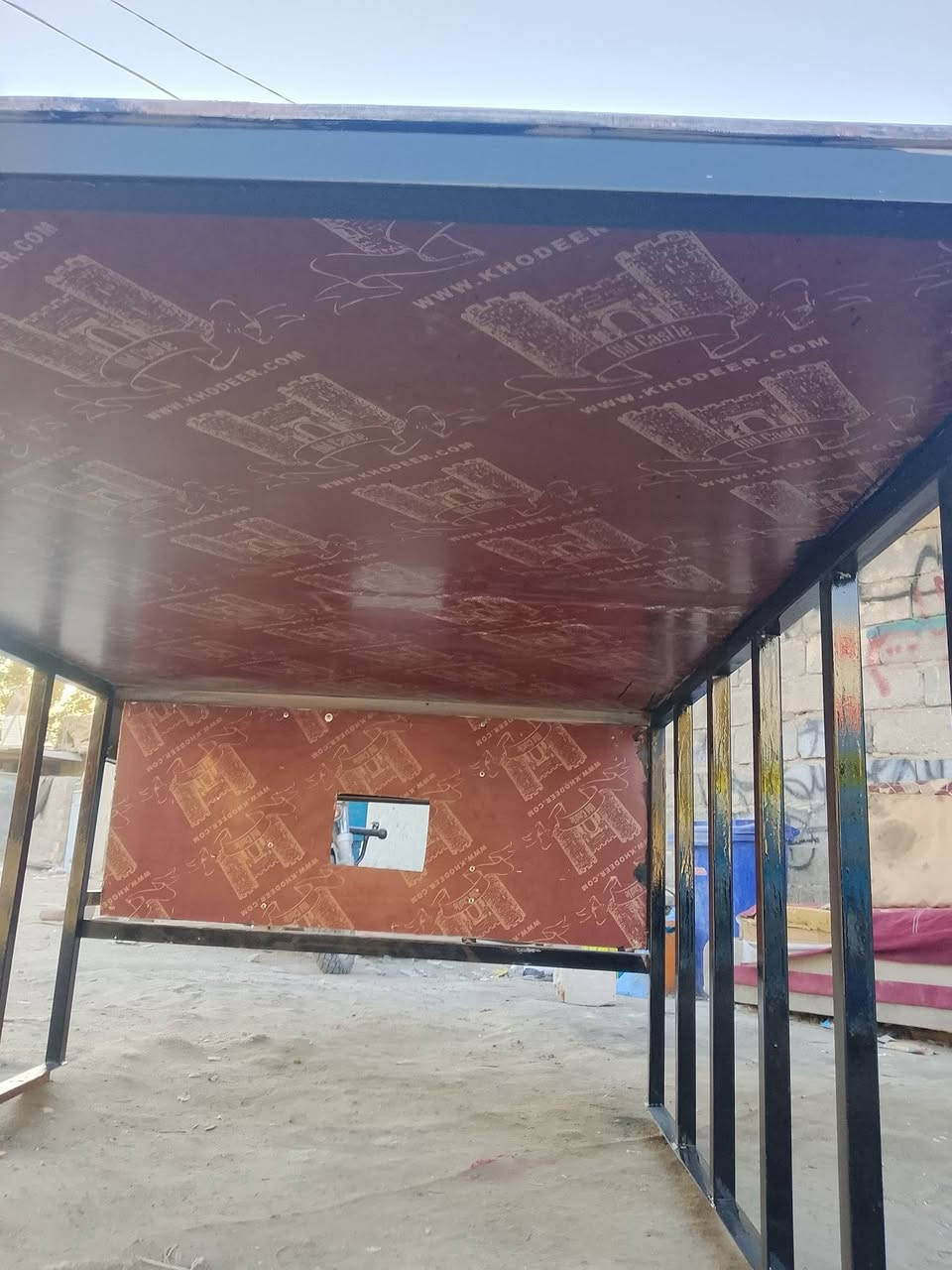 سلام عليكم محجر جديد للبيع مكاني كربلاء الرقم ***********
