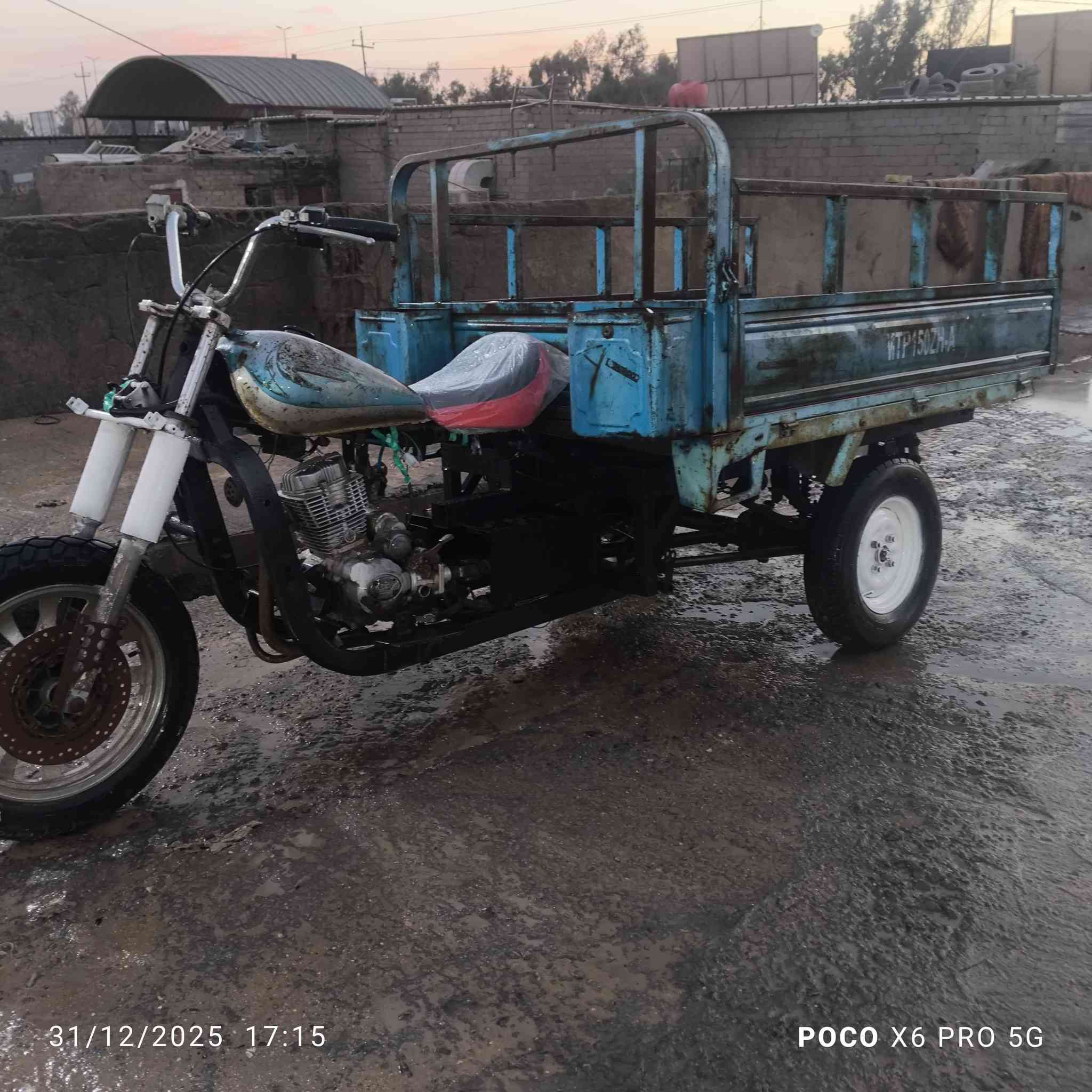 سلام عليكم ستوته كلك كلك كلك لبيع شاصيه مكفول كفاله ضفيره جديد صبغ شاصي جديد مكفوله من لسرقه اسويلك مكاتبه مديل 2013 لستوته بلاديه لسعر 600 وبيه مجال قليل كلش متوازي عله بيعته لرقم *********** او خاص
