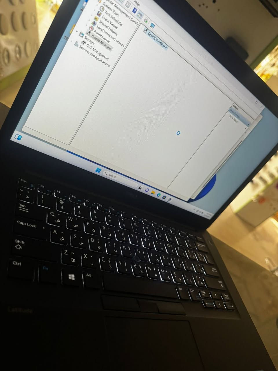 DELL 7480 14”
CORE 7
GEN 7
RAM 8 GB
HARD=256 SSD
FHD=1920*1080
السعر =٢١٠ الف 
***********
النجف 
شارع المدينه 
عامود ١٤"
