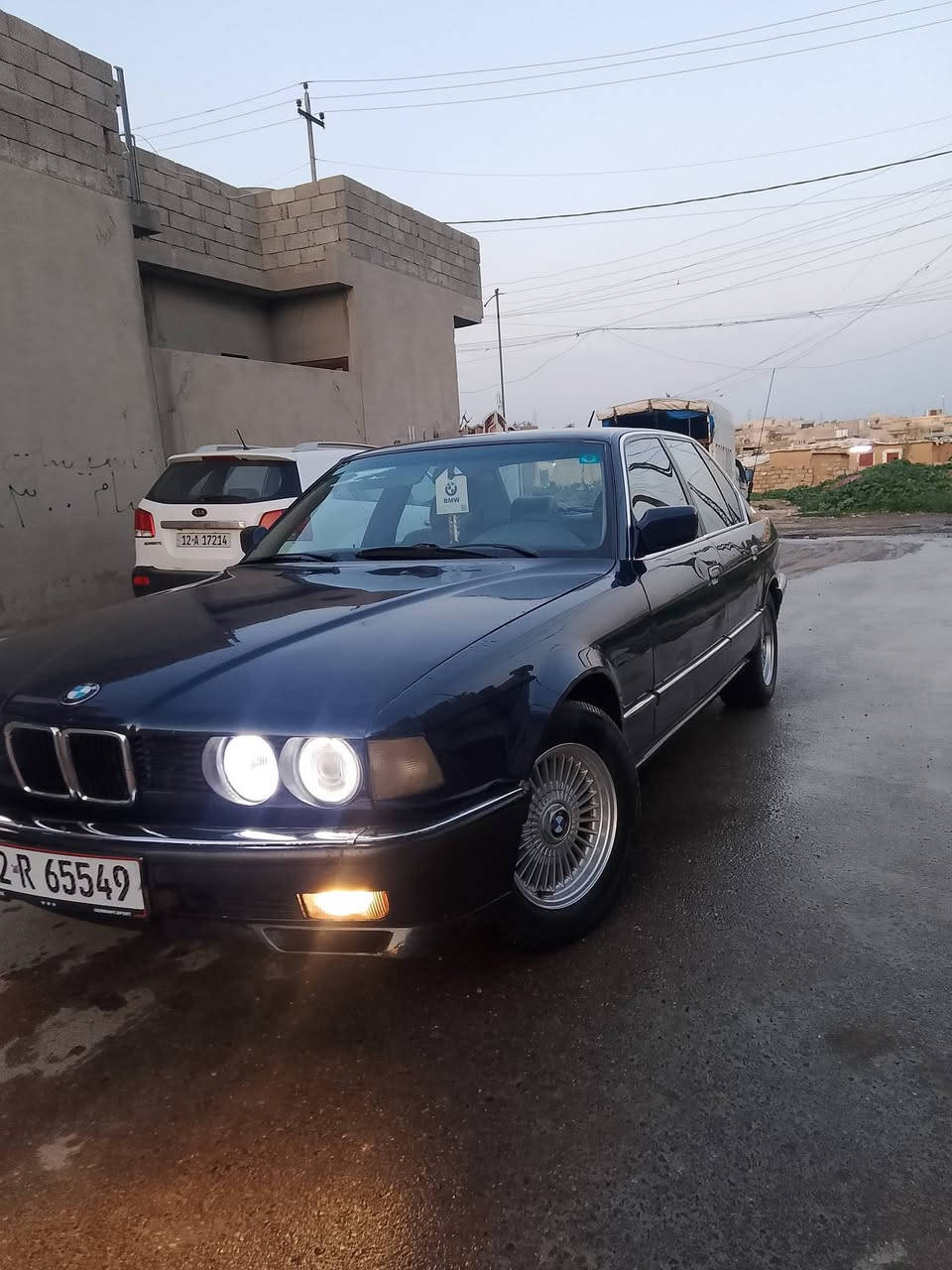 صلوات على محمد وآل محمد 🌺
𝑩𝑴𝑾730اصل وفصل موديل 1991 
سياره كلشي نضيفه وحلوه 
سبير شركه بعده جديد سياره ما متعوبه صبغ بوند بدون حادث 
هزه جديده ورقم جديد سياره احلى من الصور 
***********
