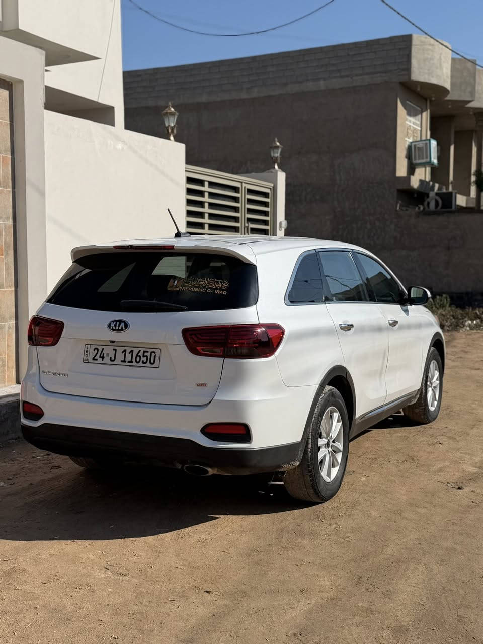 سورنتو امريكي 2020 ابيض صدفي 4 سلندر5 راكب صورة الحادث بالمنشور *********** مكاني نجف حيدرية 185
