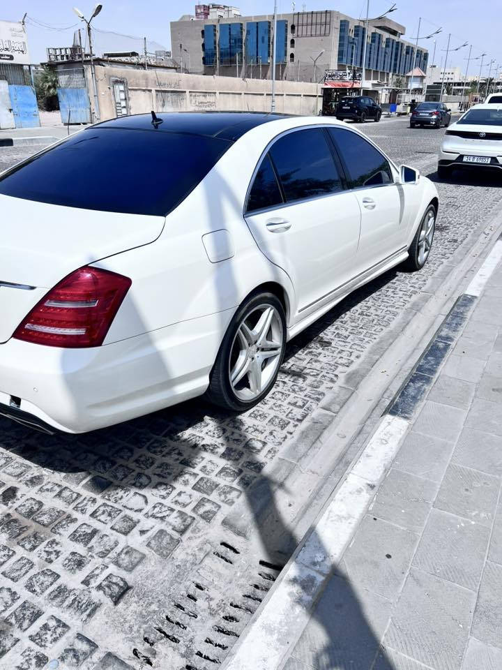 البيع. أدوات 

   مارسدس أس كلاس فول موصفات السياره كلش جديد و حلوه   بشرط كير مكينه تخم تاير كله جديد سياره كفاله
الموصفات 
S500  
السياره لارج باب طويل 
لايت زنون 
نضور ليلي
4 ابواب شفط 
شاشه 
كامره خلفيه 
رادار 
نقطه عمياء 
كشنات جلد 
كشنات كهرباء 
5 بردات 
باب طويل 
موديل 2008
مري شفط
سلايت 
سياره فول فول
وباقي الموصفات المعروفه s500 
سعر110هاذ رقمي ***********مكان سياره بصره
