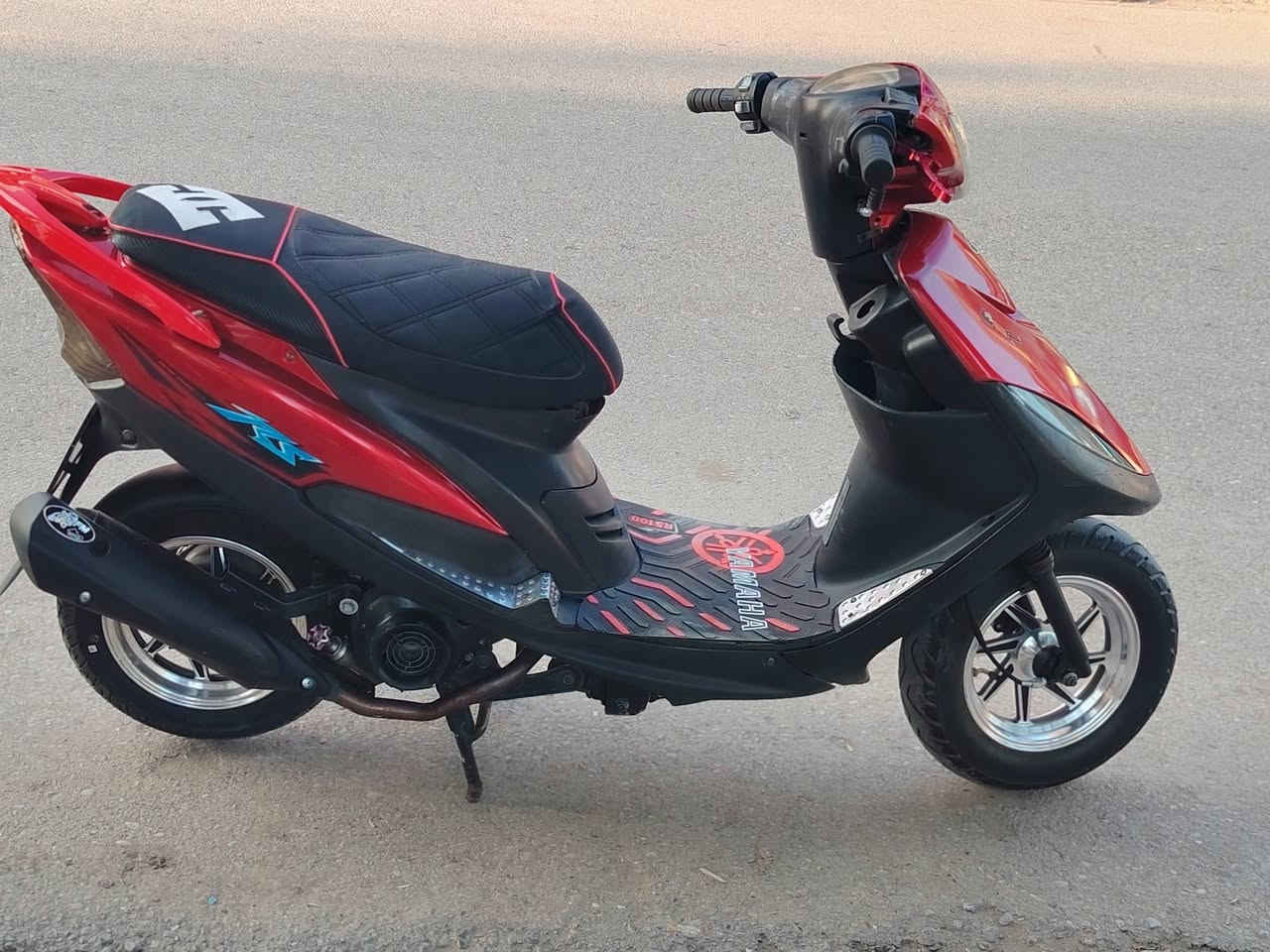 #اسلام عليكم ماكس عدلة مفتوحة ولفات جاهزه مابيها اي نقص سلف شغال  هندر شغال اشاير كهربائيات شغاله لايت شغال معدل تمشي   صالنصه اف ام مشدودلها كلجات رياضي دراجة فول نظافة مال جناي السعر 550 وبيها مجال للشراي مكاني ديالى بعقوبه التحرير 
***********
