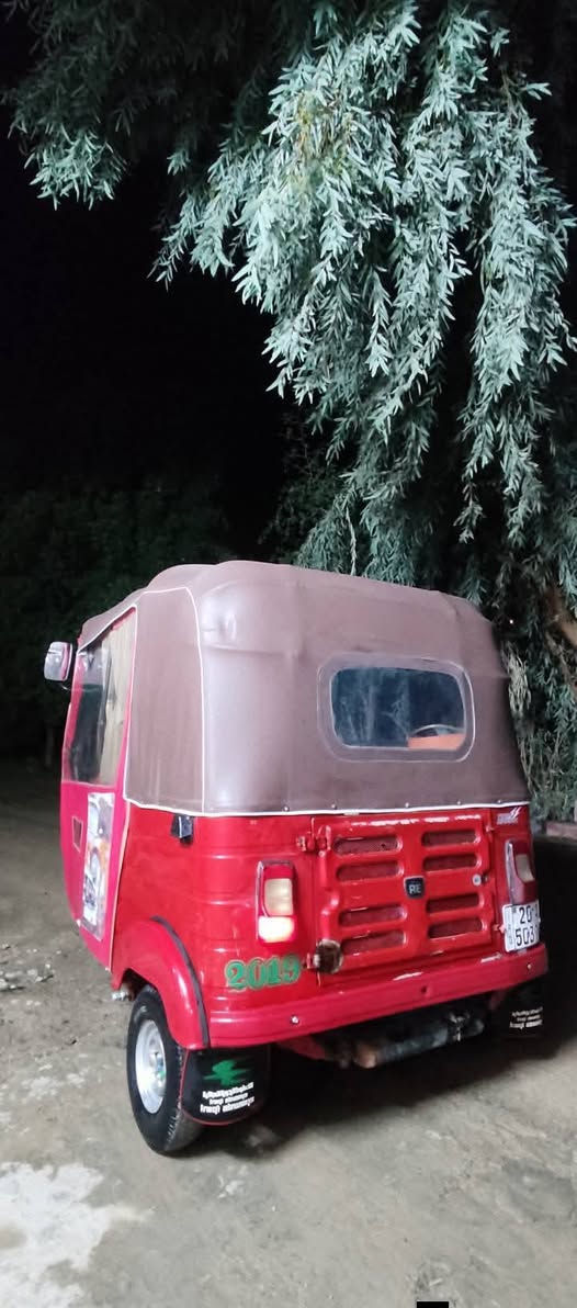 سلام عليكم
من رخصت الادمن 
تكتك موديل 2018
تكتك خير من الله اكسل ومكينه خير من الله 
تكتك ما ذب عليه ربع كبل لشارع 
رقم انكليزي رقم ديالئ تحويل ثاني يوم 
مشروع وطني تكتك ما نقصه برغي 
مكان ديالئ بعقوبه 
السعر 4600
وبيه مجال 
***********
