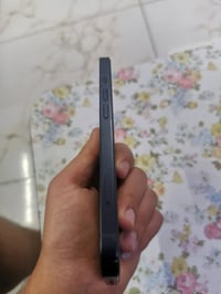ايفون 13 • ١٢٨ • بطارية ٧٤٪