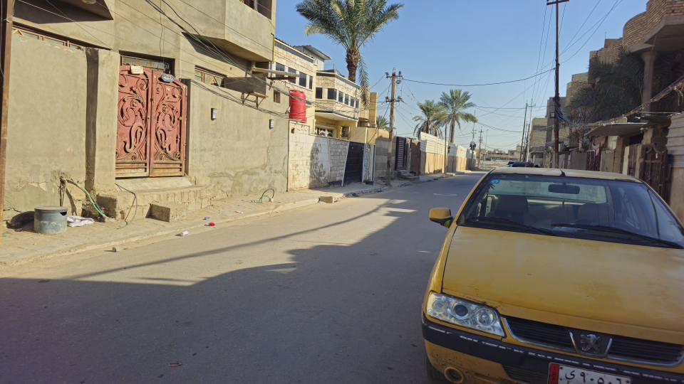 السلام عليكم دار للبيع فى دوانم الشعله شارع الخباطه المساحه ١٠٠م مربع ركن قريب على الشارع العام ***********
