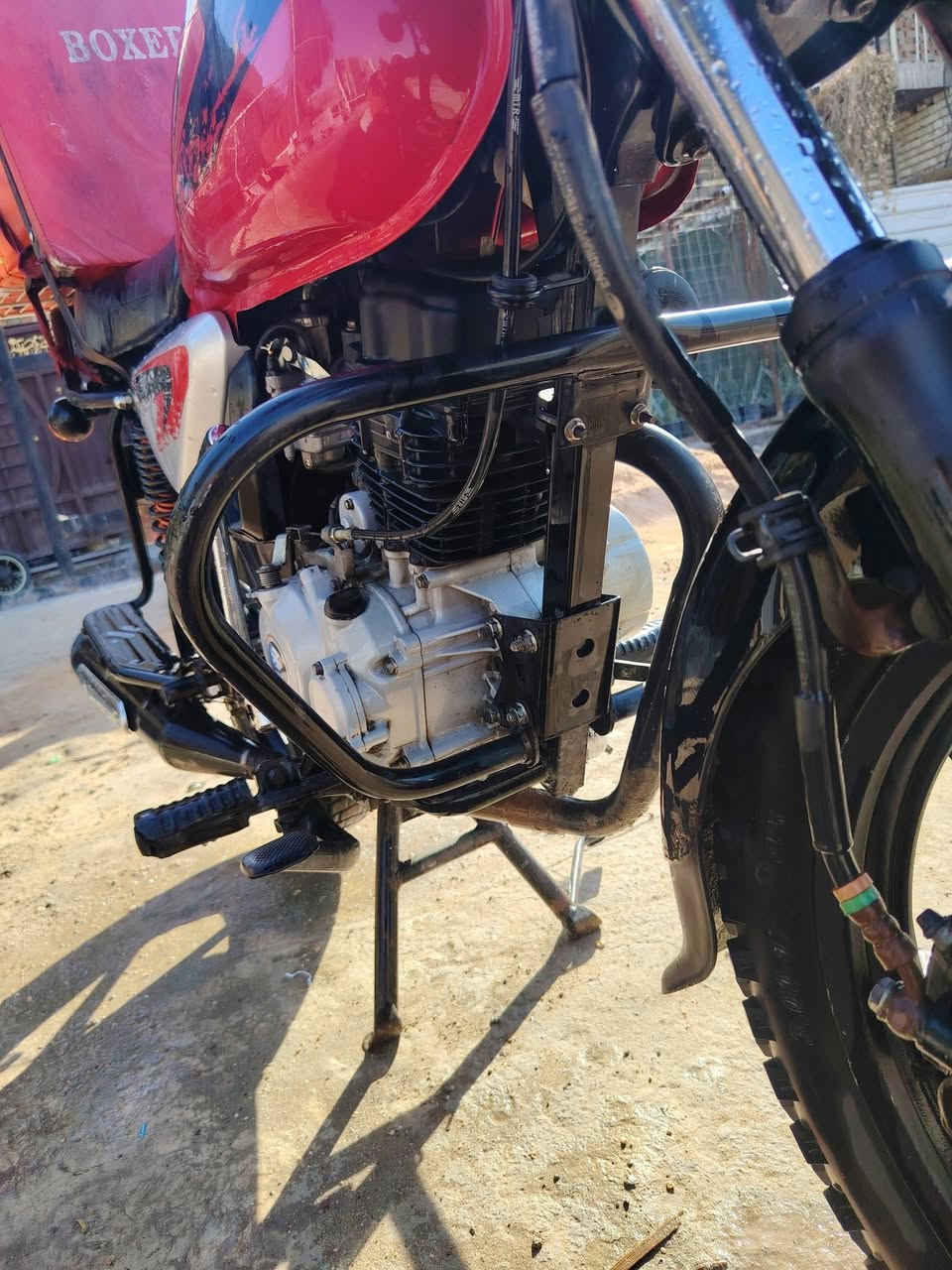 سلام عليكم بوكسر جبلي للبيع كاملة من كل نواحي ما بيهة اي نقص مكينة مبدل بوشة وبستم شركة موديل ٢٠٢٠ بل سنوية ٢٠١٩ كلج جديد باتري جديد كابريتر جديد شركة العنوان شهداء البياع السعر  17000 وبية مجال  مستعجل على بيعتهة الرقم ***********
