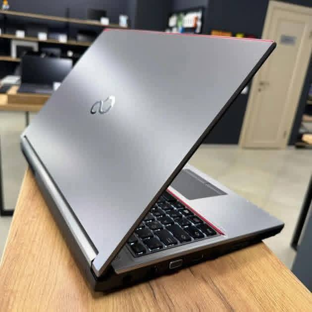 سلام عليكم للبيع 
لابتوب 
كور 7 وكارت شاشه خارجي 2 كيكا نيفيديا ورام 16
لابتوب فوجستو الياباني
H730
كور اي سفن نوع mq الجيل الرابع 
رام 16 كيكا
هارد 256  اس اس دي
كارت شاشه يفتح، 10 كيكا
كارت الشاشه خارجي 2 كيكا
كارت شاشة 8 كيكا انتل داخلي
شاشة حجم 16
تحتوي على جميع المنافذ
 
AUX
USB
SIM CARD
CARD READER
نظافة عاليه كلش 
السعر 200 الف


**إذا كنت صاحب هذا الإعلان وتريد حذفه لأي سبب، رجاءا أرسل رسالة إلى الدعم الفني**