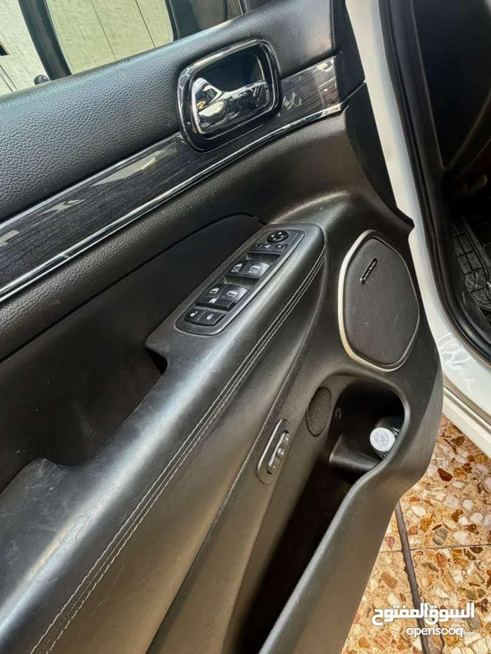 سلام عليكم
جيب فئة:اوفر لاند وارد كندي
فول مواصفات سيارة 
موديل: 2020
مكينة:  V6 3.6
رقم شاصي 1c4rjfcg0lc163590
 سياره صورة حادثه مرفقه بلمنشور
ارباك بردة فقط 
 بدون دواخل شاصي لغد كفالة 
عدد المسافات (٨٦)
اربيل شرط التحويل 
مكاني سيدية وشارع فلسطين 
الاستفسار اتصال على رقم 
***********
