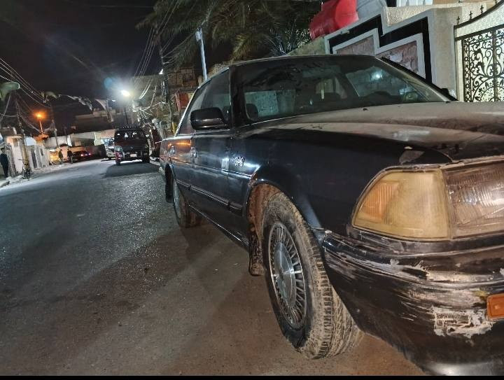 السلام عليكم سيارة كراون سوبر1991 بيها ضربات خفيفه السعر 35وبيها مجال للطيبين والتحويل فوراً والسنوية باسمي رقمه انگليزي  - التواصل على هاذا الرقم ***********
