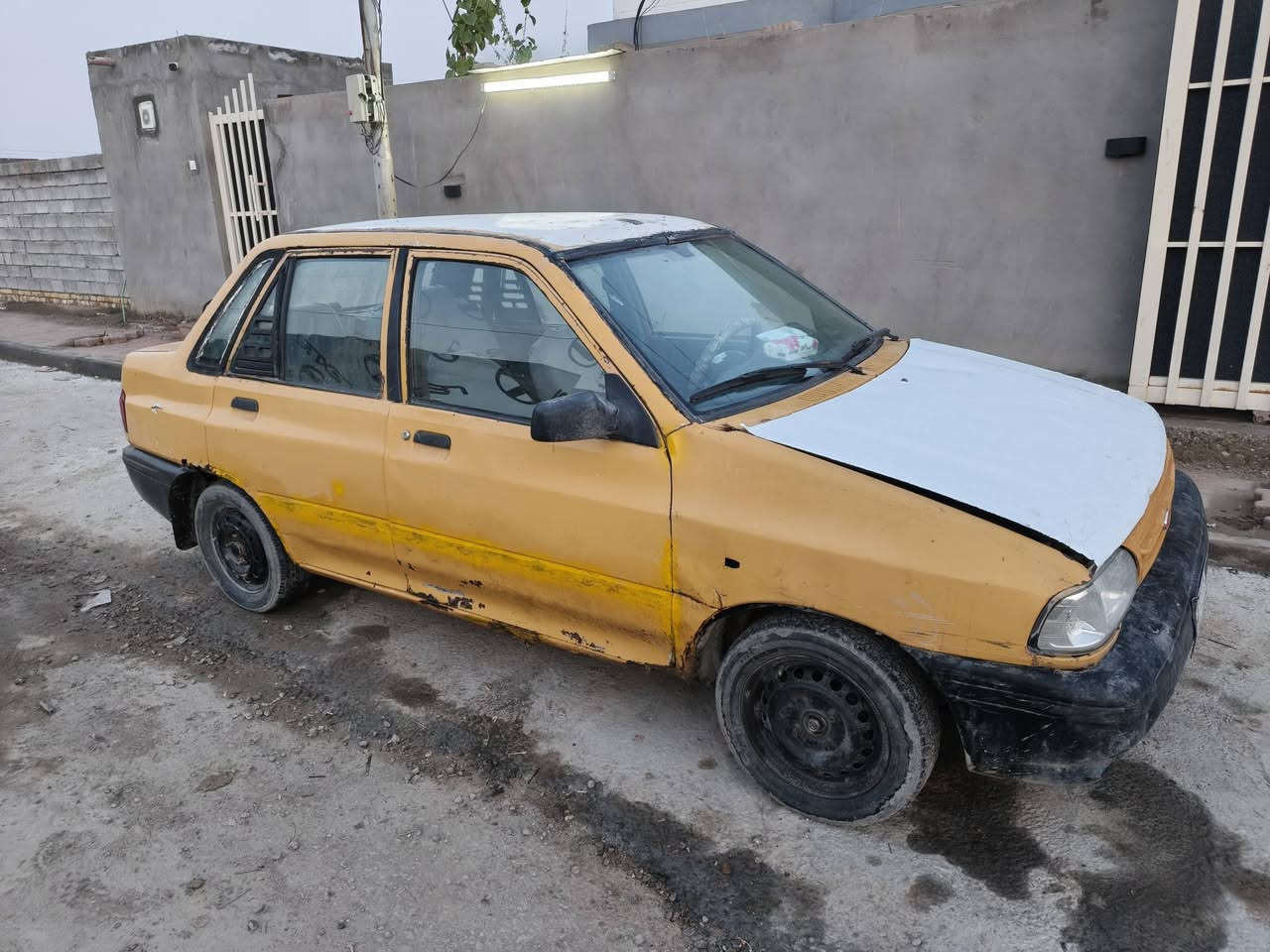 عندي ١٢  تحويل رقم مثنى سنوية ل٢٧
ما مسجلة هيئة 
مكينة خشنه و بيه نضح 
بيه خياس
حدادية جديدة باتري
 قاعدة باتري
 واير بلكات
 بطاين
 تلبيسة كشنات جديدة 
تخم بولبرنات
لايتات بك لايتات دعاميات
شباك كلة جديد
السعر ١١ ورقة بيه مجال جدا بسيط
العنوان الديوانية
***********
تكلب تقتنع مسؤل تحول وغرامات ( جوم حديد) 

رحمة لاهلكم لاحد يخابر ويكلي شبيه مابيه
