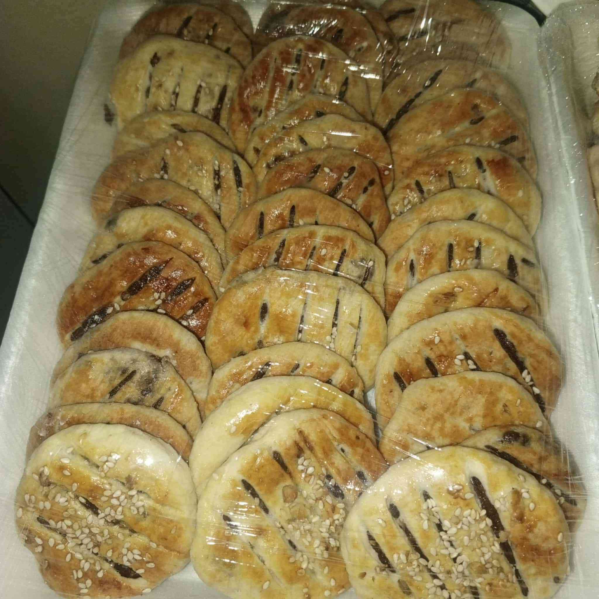 🎉✨ العيد بدون كليجة… مو عيد 😋
ريحة الهيل والسمسم، وحشوة التمر اللي تذوب بالقلب ❤️
كليجتنا معمولة بحب حتى تكون ضيفة سفرتكم بالفرحة والطعم الأصيل 🌙🥮
اطلبوا كليجة العيد وخلو الحلوة تكمل جمعتكم 🤍✨
#كليجة_العيد #حلويات #عيدكم_مبارك #طعم_العيد


**إذا كنت صاحب هذا الإعلان وتريد حذفه لأي سبب، رجاءا أرسل رسالة إلى الدعم الفني**