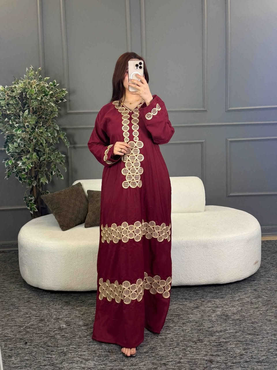 دشداشة نسائي

خامة كشمير صناعة مصري تطريز  شرط الفحص 

   فري سايز لحد ١٠٠ كيلو

#للحجز_والاستفسارخاص بغداد, العراق


**إذا كنت صاحب هذا الإعلان وتريد حذفه لأي سبب، رجاءا أرسل رسالة إلى الدعم الفني**