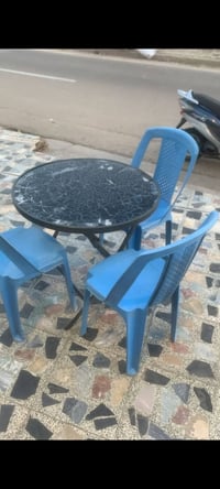 حريه دور • ١٢ كرسي • ٤ ميز