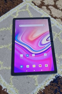 ايباد اوسكي ذاكرة ١٢٨ السعر ١٠٠ ألف قفل ٠٧٧٢٢٦٧٧٣٨٣ شراي اتصل مكاني بغ...