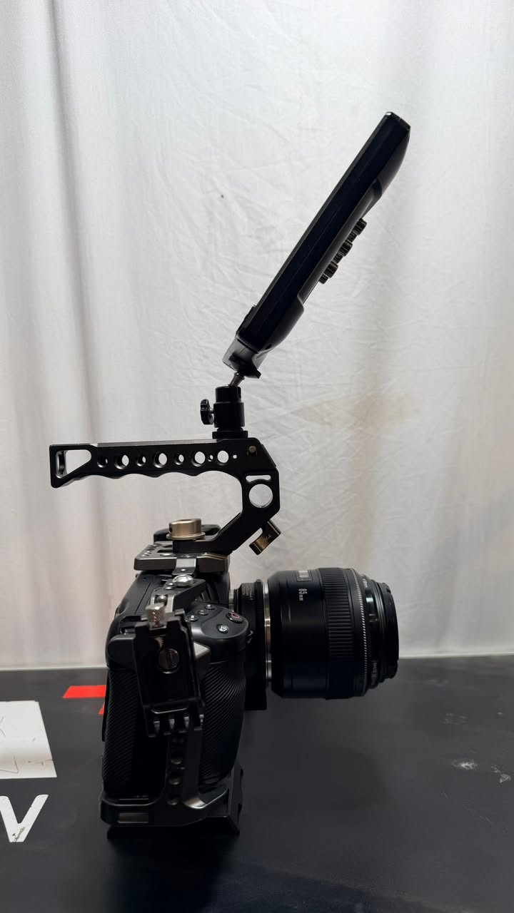 Black Magic Pocket Cinema Camera 4K - BMPCC 4K مع كيج تيلتا ومونيتر
السعر مليون و750


**إذا كنت صاحب هذا الإعلان وتريد حذفه لأي سبب، رجاءا أرسل رسالة إلى الدعم الفني**