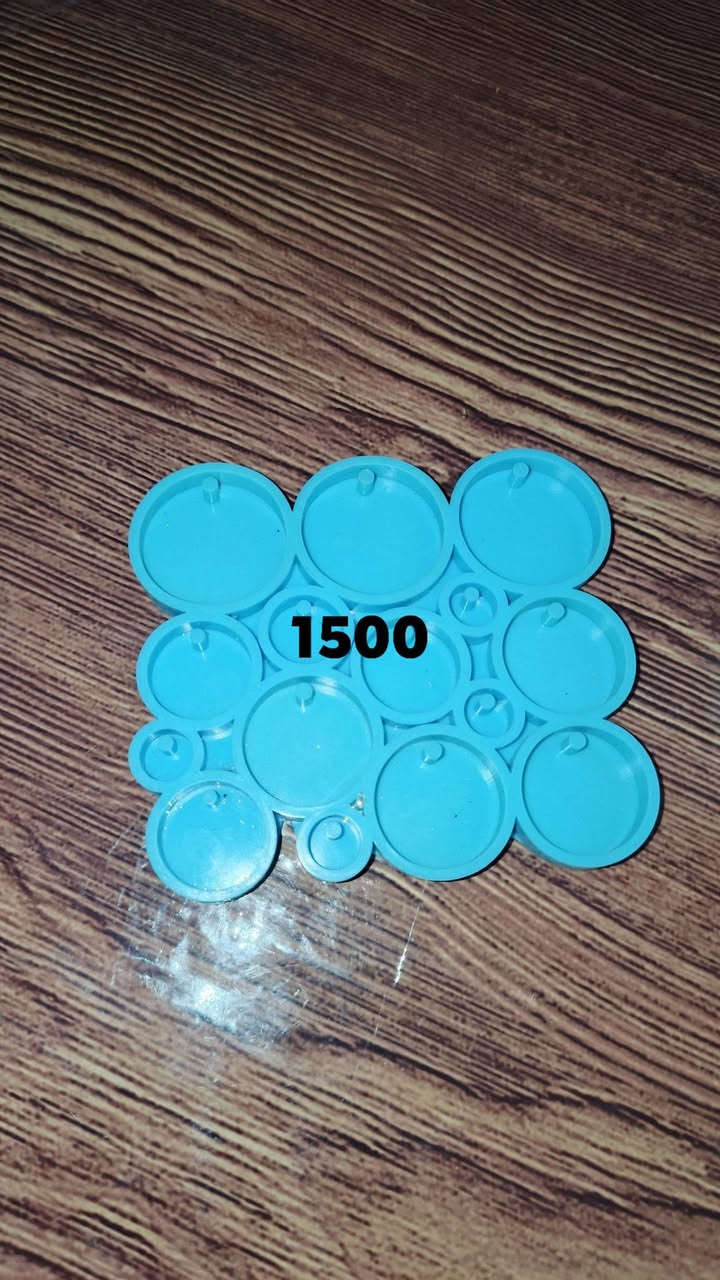 قوالب حجر وريزن استعمال قليل للبيع كل قطعه مذكور سعرهه وياهم هديه


**إذا كنت صاحب هذا الإعلان وتريد حذفه لأي سبب، رجاءا أرسل رسالة إلى الدعم الفني**