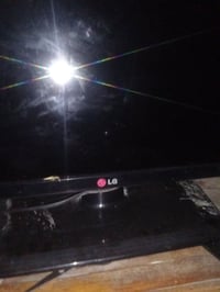 شاشة ال جي • ٣٢ بوصة • زعفرانية