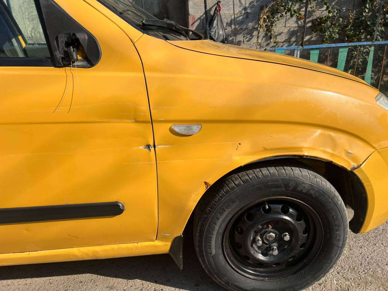 طيبه 2013 .
شغاله مابيها نقص
محرك بدايه تبخير 
تخم جديد 
ضربه بصف سائق وجاملغ بيها 
مكاني بغداد الغزاليه
+9647810349378
