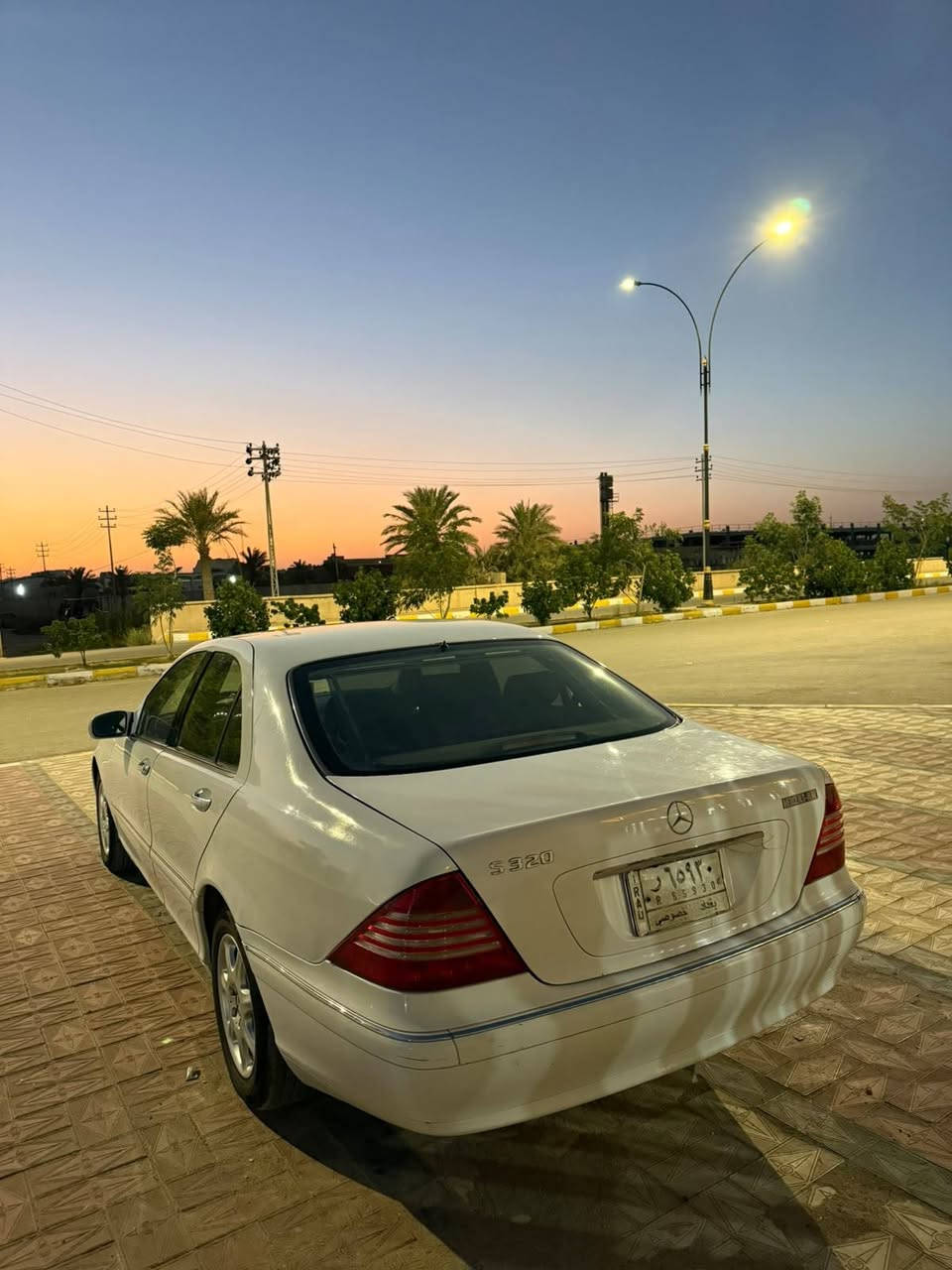 السلام عليكم/ مارسدس غواصه 

موديل 2001 اصل بأسمي محرك 320 

تبريد مكينه كير كفاله فول سياره باب كصير 

بيه اربع قطع صبغ بدون حادث نهاياً

للبيع سعر 105 مجال كلش بصيط 

رقم بغداد تحويل ثاني يوم

مكاني ناصريه مركز

شراي يتصل ***********
