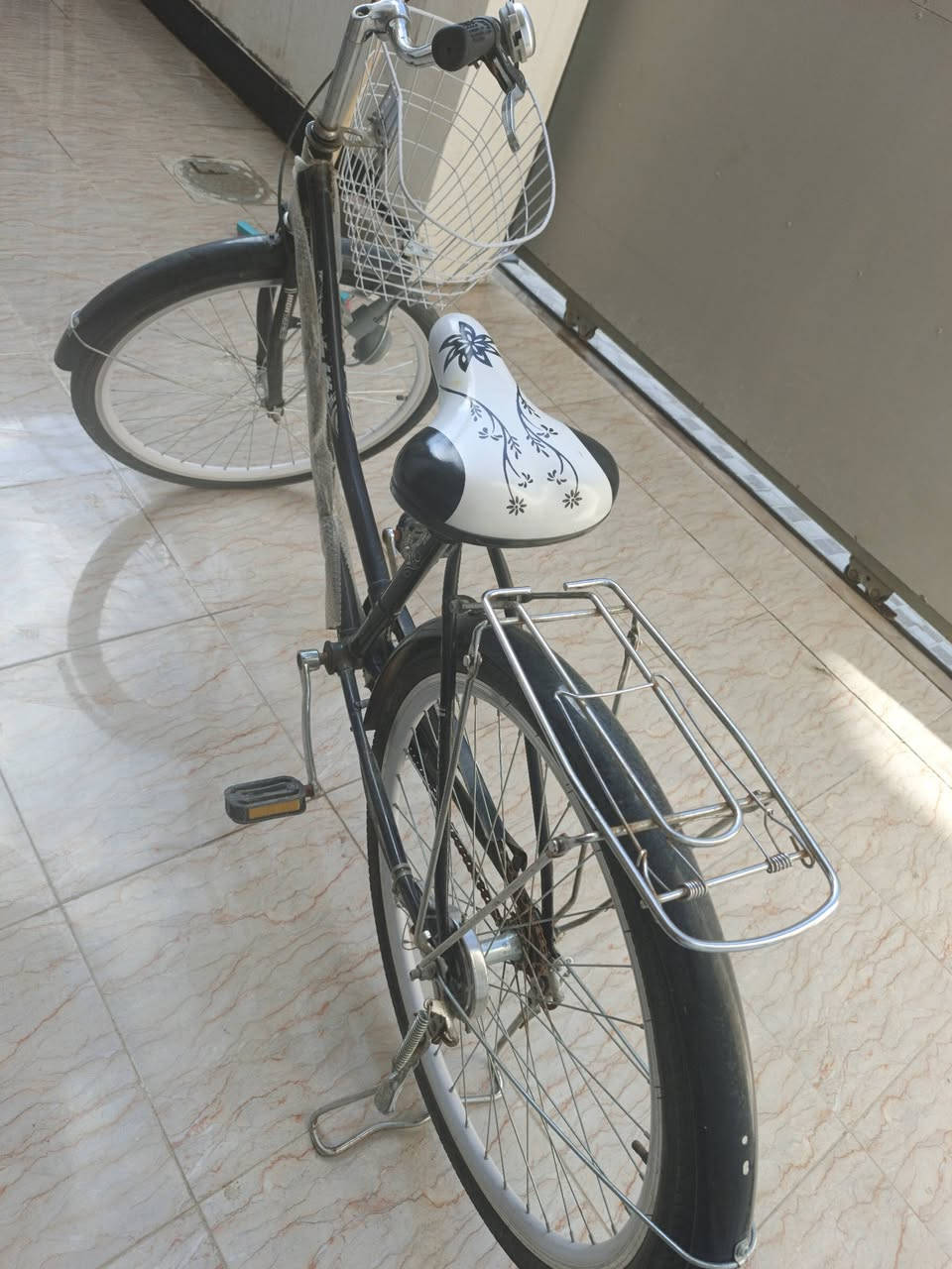 سلام عليكم بايسكل ماركة hight sires
جبته مفصخ لوك استخدمته شهرين وتركته نضيف جداً 
سعر 80 بي مجال بسيط


**إذا كنت صاحب هذا الإعلان وتريد حذفه لأي سبب، رجاءا أرسل رسالة إلى الدعم الفني**