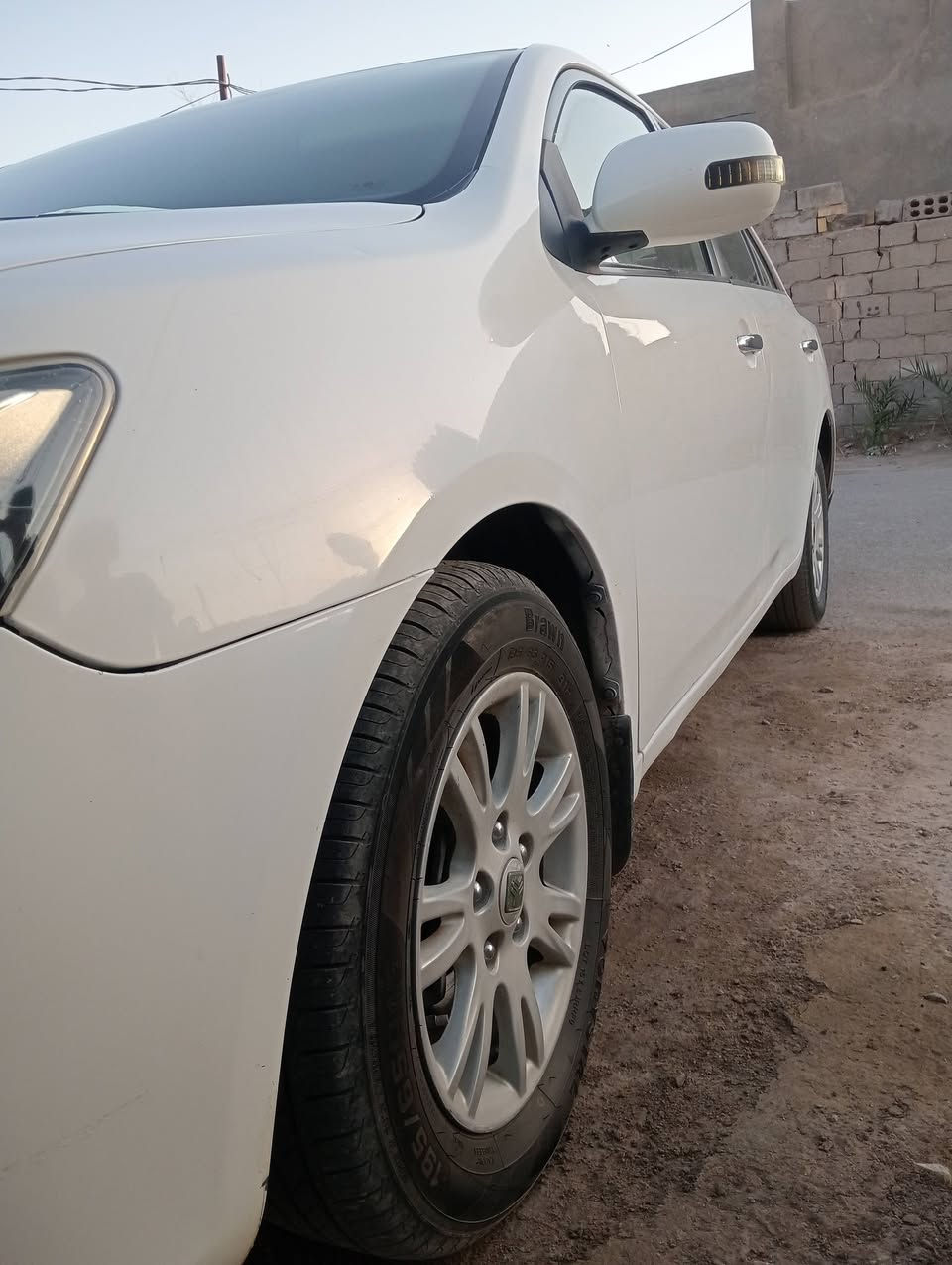 سايبه اريو موديل 18 سنويه ل30 بسمي جاهزه محرك حداديه گير   تبريد تخم تاير  كله شرط مكفوله من ضربه تبديل بس لدواير لخير  لسعر 55 عنواني ديوانيه سنيه ***********
