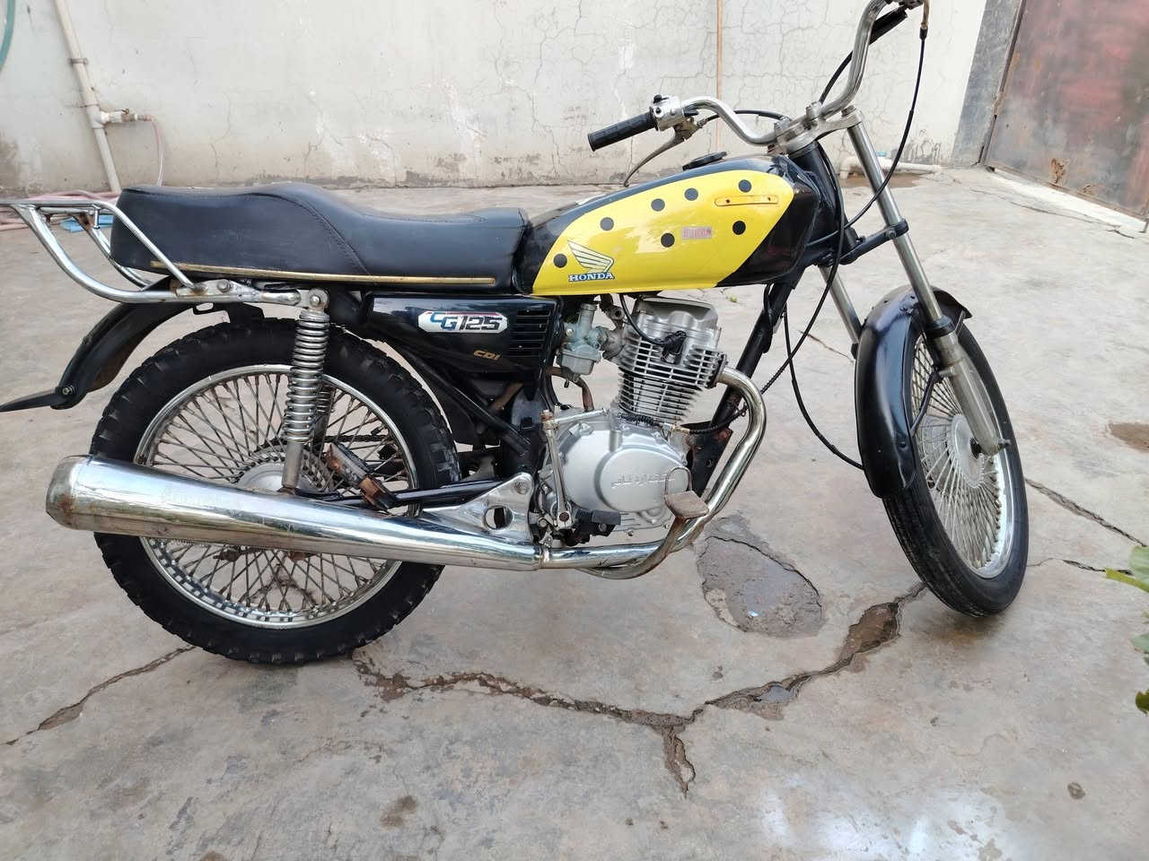 نامه لبيع 2016محرك شرط اخرس لا صرف لا بخار تعمير جديد سعر 325بي مجال شراي يخابر ***********
