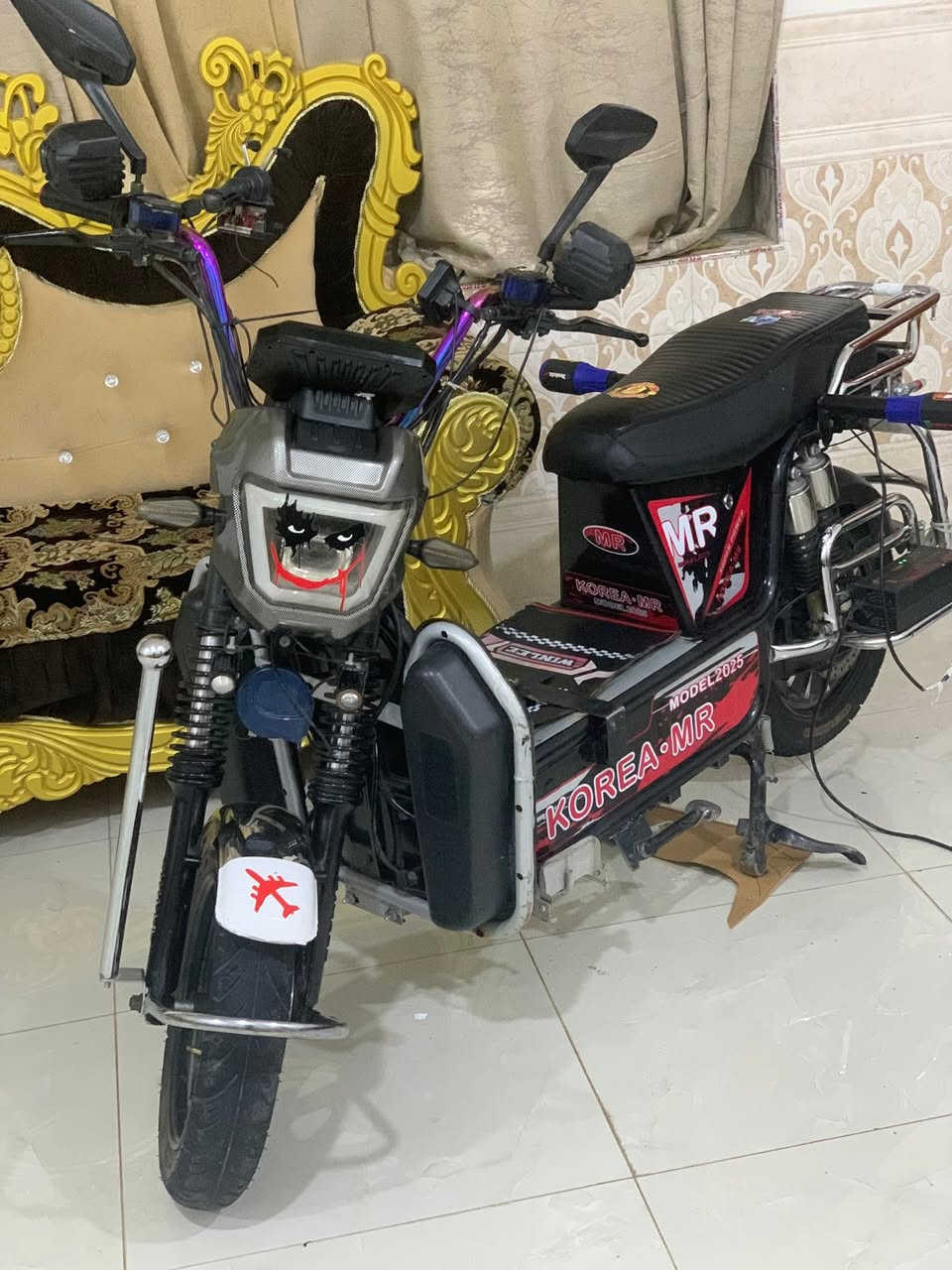 دراجة شحن للبيع نوعها كوري mr البطاريات بعدهن نضيفات يقرن عشرة ونص سعرة ٩٥٠ وبس مجال  موديل ٢٠٢٥ الاستفسار اتصال ***********عبداللة
